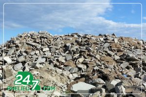 Xi măng, gạch, và thạch cao có thể được nghiền nát và tái sử dụng trong các dự án xây dựng hoặc xây dựng khác.