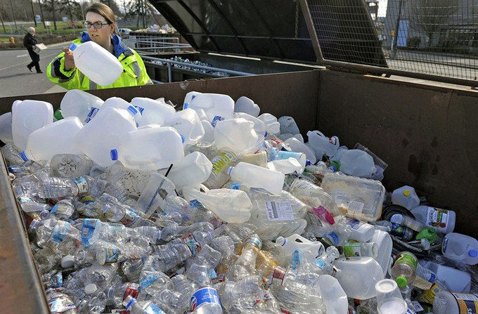 Doanh nghiệp kinh doanh tái chế nhựa